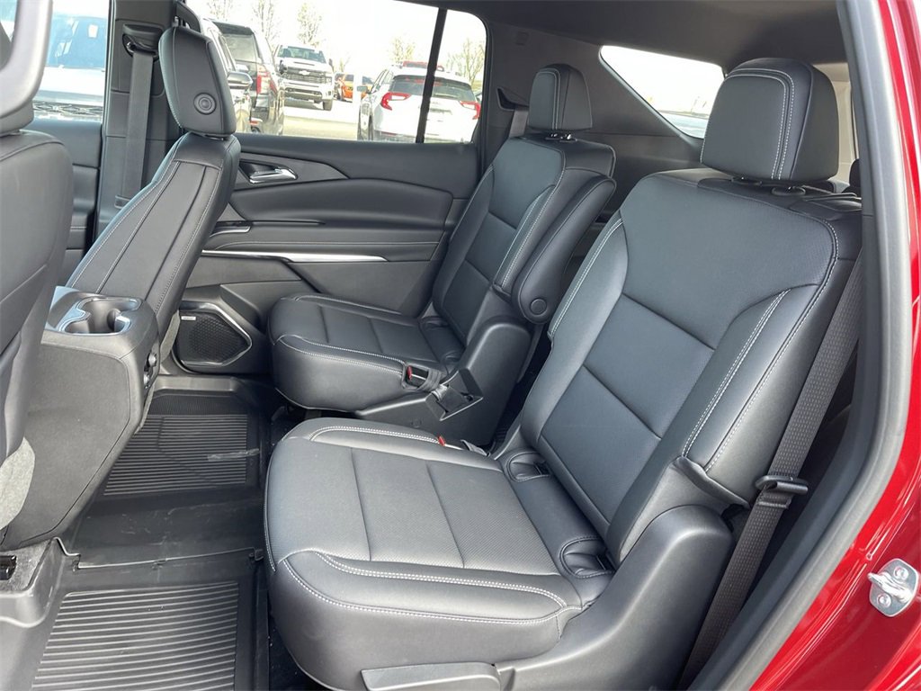 New 2025 Chevrolet Traverse LT w/ Enhanced Driving Package image 22