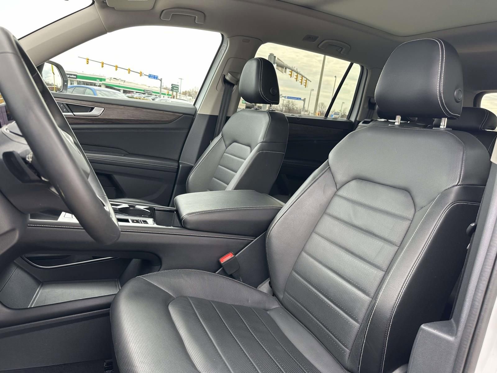 Certified 2024 Volkswagen Atlas SEL image 15