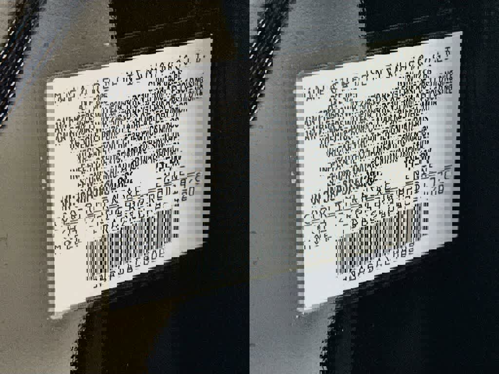 Used 2025 Nissan Kicks SR FWD image 22