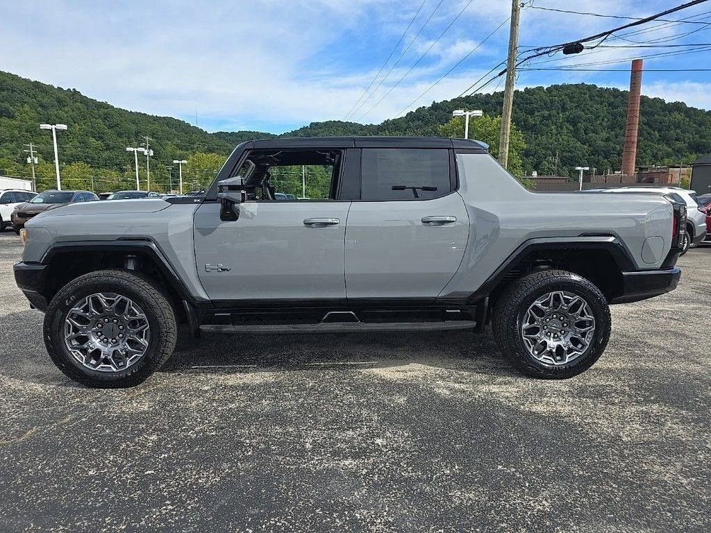 New 2025 GMC Hummer EV 3X image 2