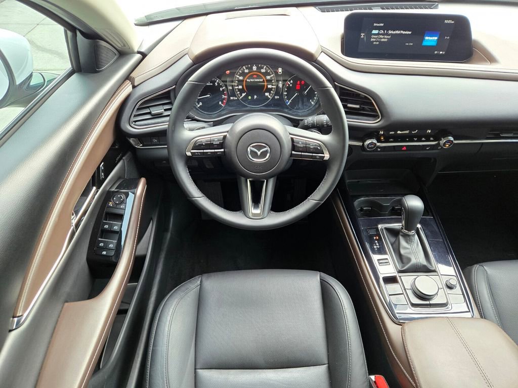 Used 2025 MAZDA CX-30 AWD 2.5 S w/ Premium Package image 16