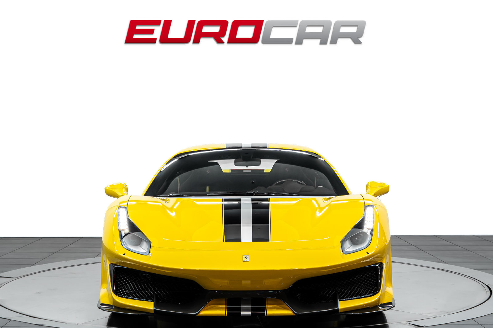 Used 2020 Ferrari 488 Pista Coupe RWD image 8