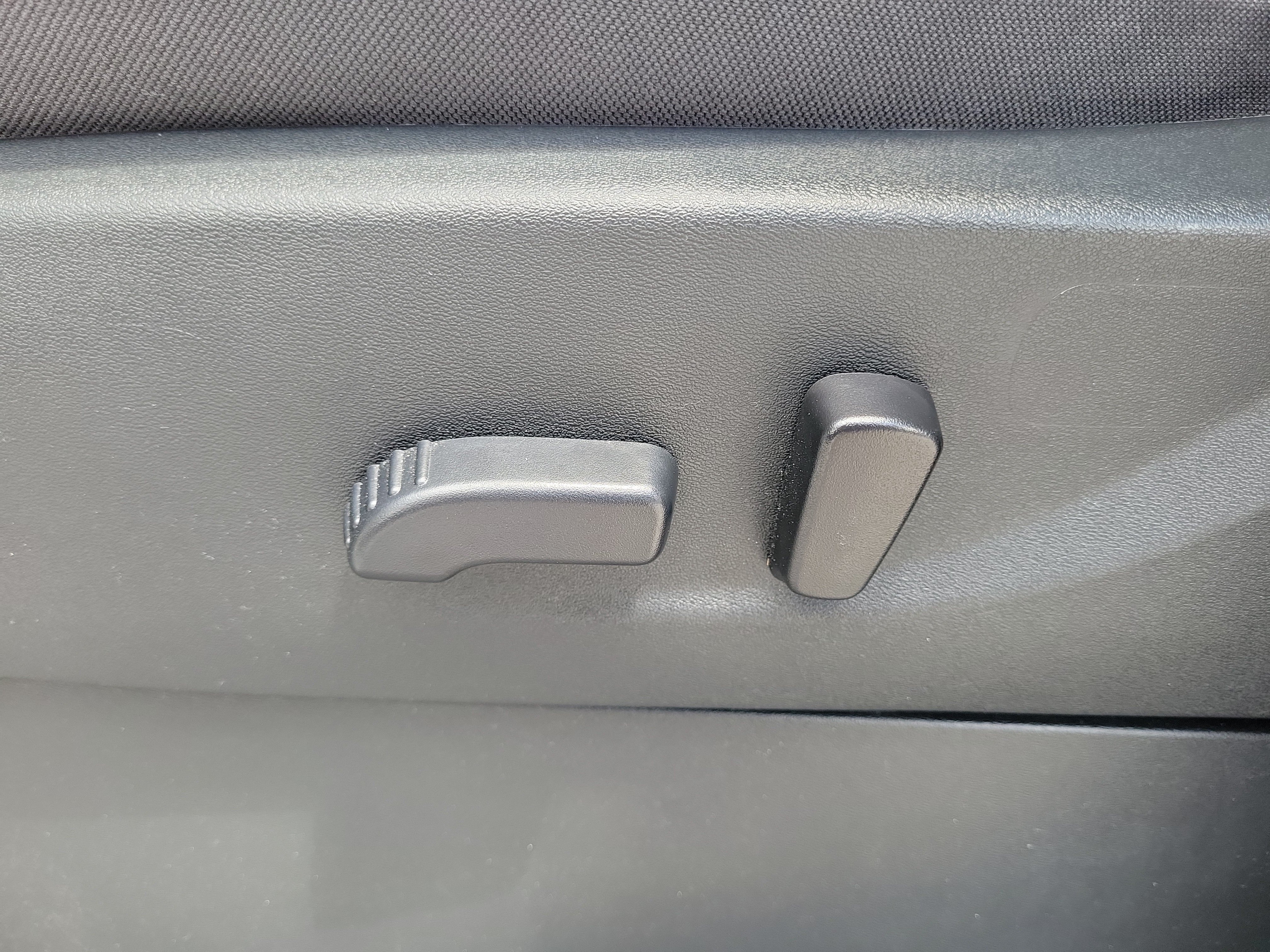 Certified 2024 Nissan Frontier SV w/ Technology Package RWD image 13