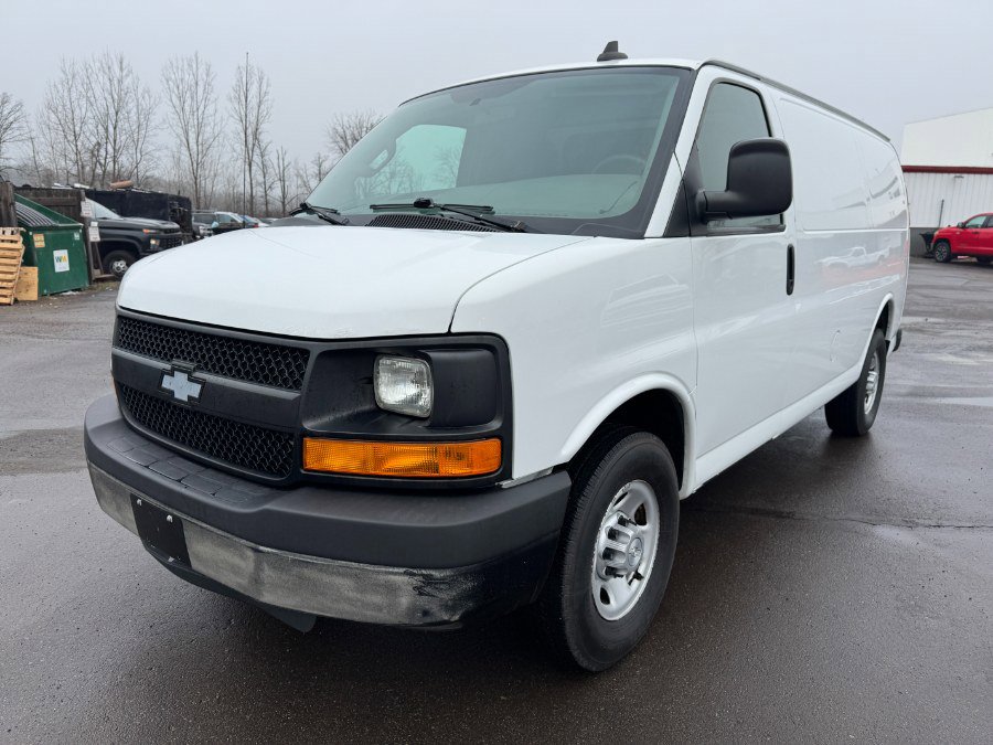 Used 2016 Chevrolet Express 2500 image 1