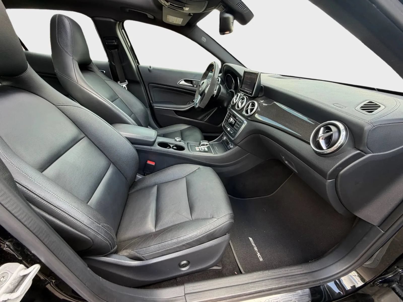 Used 2015 Mercedes-Benz GLA 45 AMG 4MATIC image 14