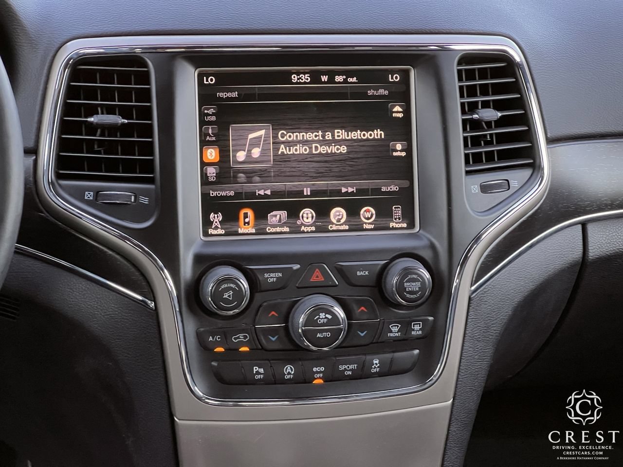 Used 2017 Jeep Grand Cherokee Limited AWD/4WD image 15