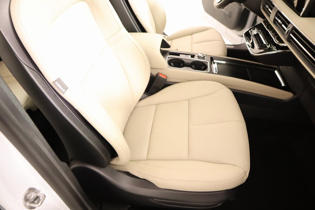 New 2025 Lincoln Corsair Reserve w/ Jet Appearance Package image 14