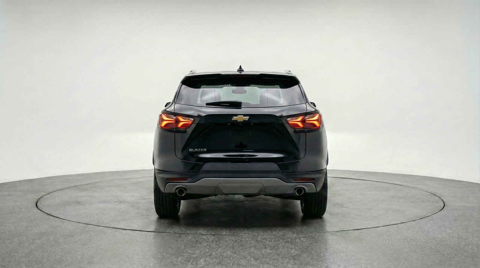 Used 2025 Chevrolet Blazer LT FWD image 7
