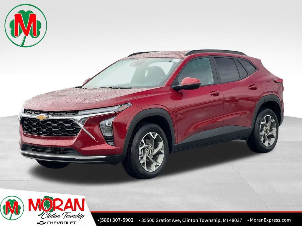 Certified 2025 Chevrolet Trax LT w/ Driver Confidence Package FWD image 1