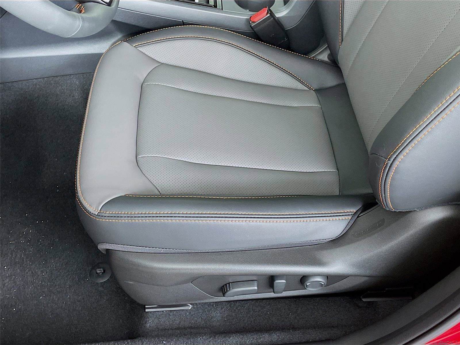 New 2026 Subaru Crosstrek 2.5i Limited w/ Crosstrek Mirror Package image 18