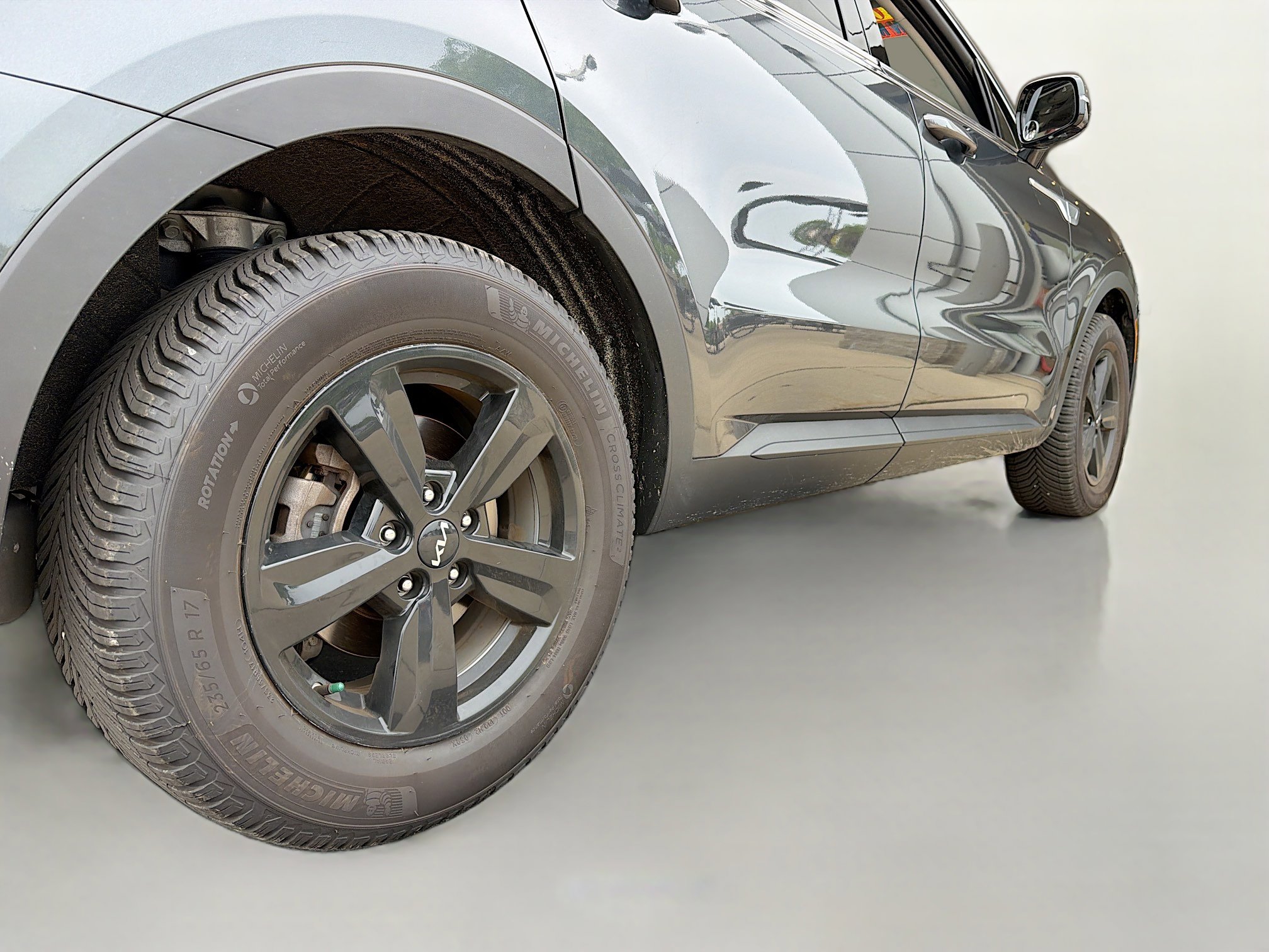 Used 2023 Kia Sorento LX FWD image 16
