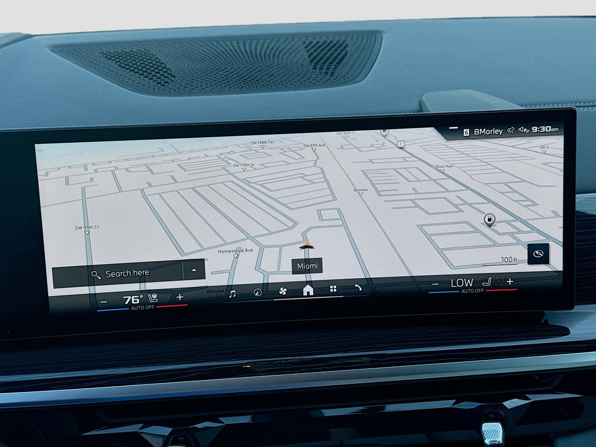 Used 2025 BMW X5 M60i w/ Climate Comfort Package image 13