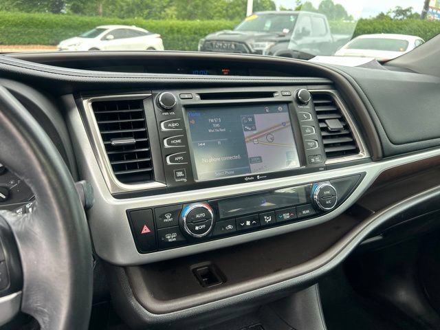 Used 2014 Toyota Highlander Limited FWD image 24