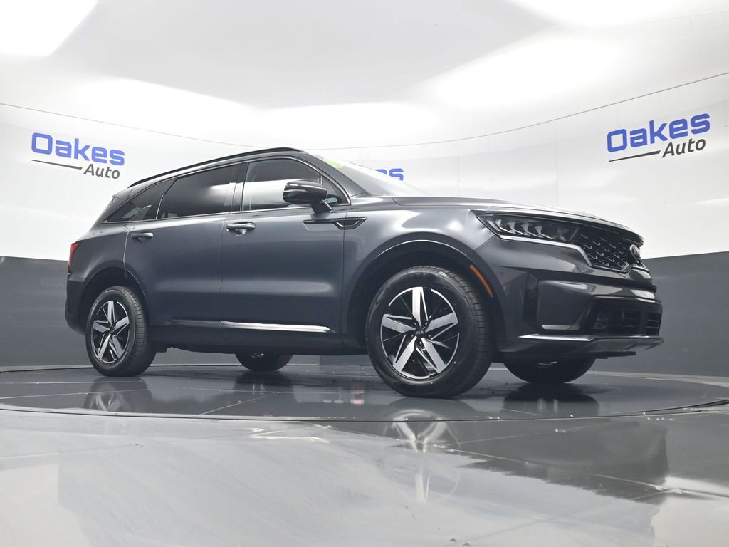Certified 2021 Kia Sorento EX w/ Panoramic Sunroof Package FWD image 42