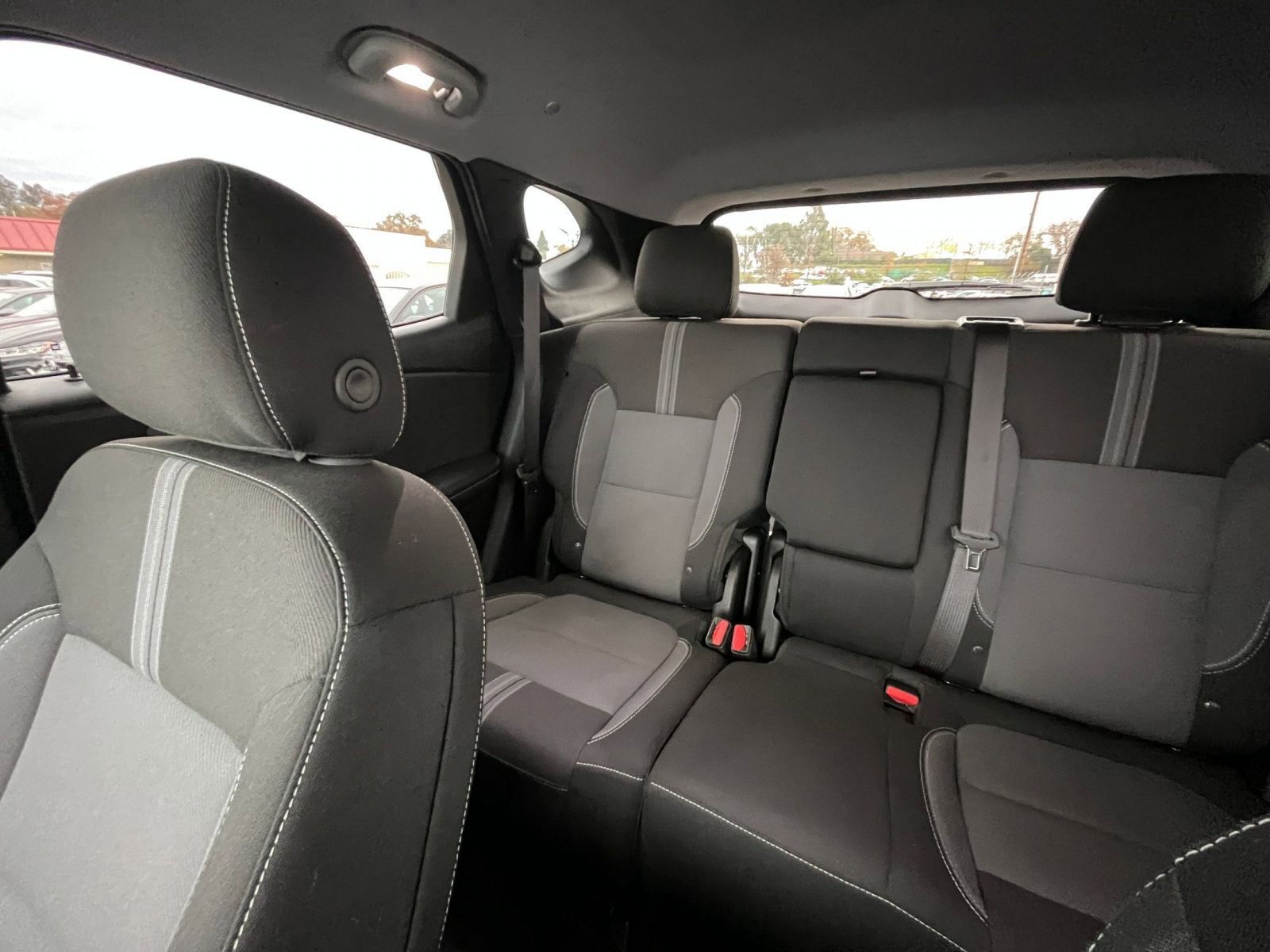 Used 2025 Chevrolet Blazer LT image 39