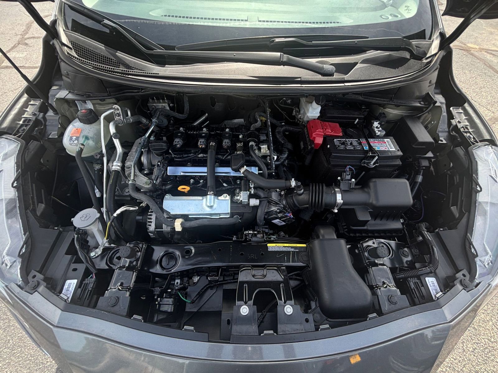 Used 2025 Nissan Versa SV FWD image 32