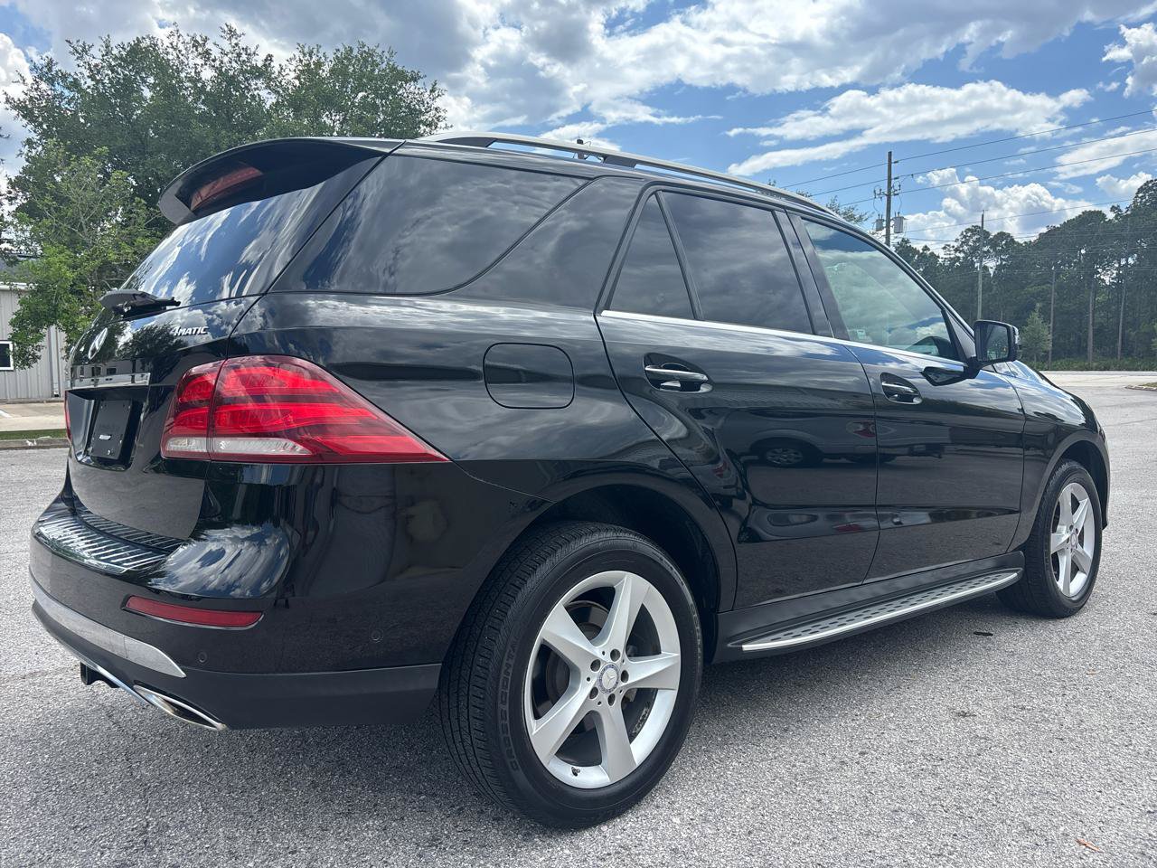 Used 2017 Mercedes-Benz GLE 350 4MATIC image 6