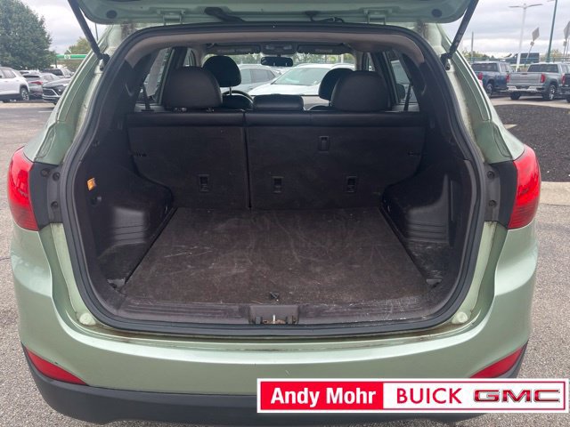 Used 2010 Hyundai Tucson GLS w/ Popular Equipment Pkg 2 AWD/4WD image 12