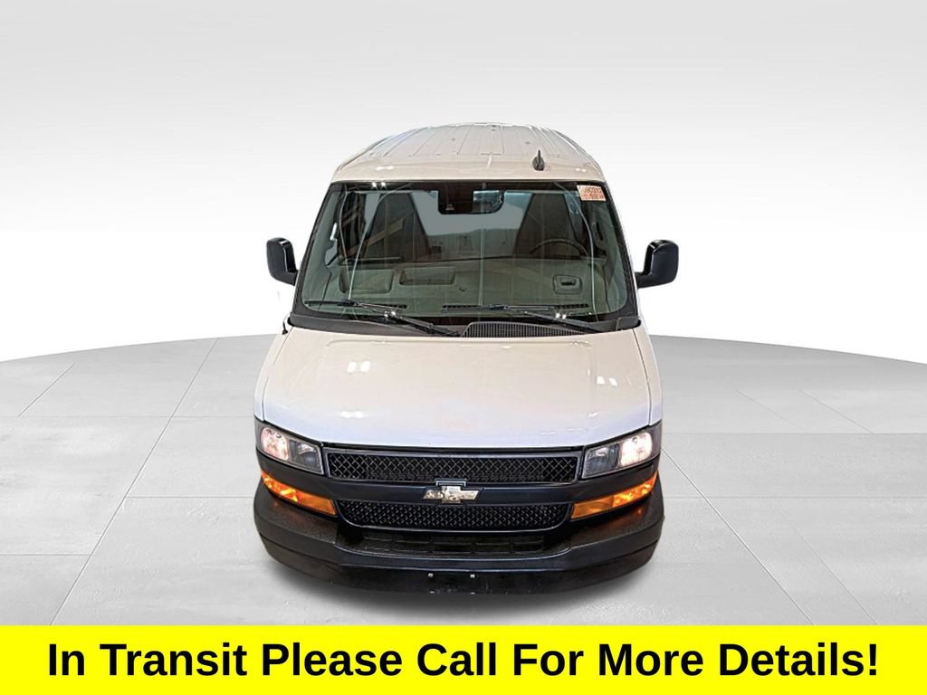 Used 2020 Chevrolet Express 2500 RWD image 2
