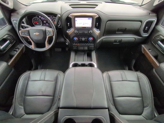 Used 2023 Chevrolet Silverado 3500 High Country w/ Technology Package AWD/4WD image 18