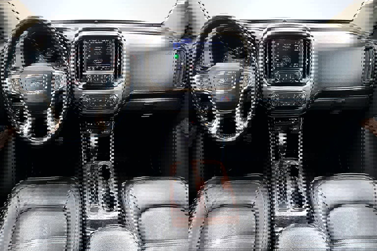 Used 2022 GMC Canyon Denali w/ Denali Black Edition Package image 10