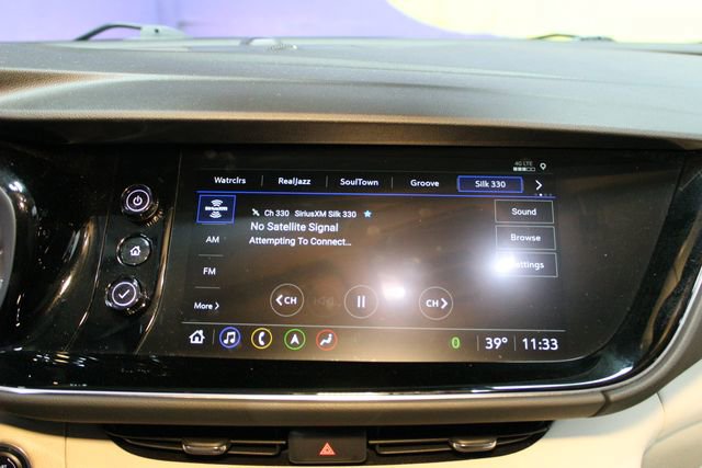 Used 2022 Buick Envision Avenir w/ Technology Package II FWD image 28