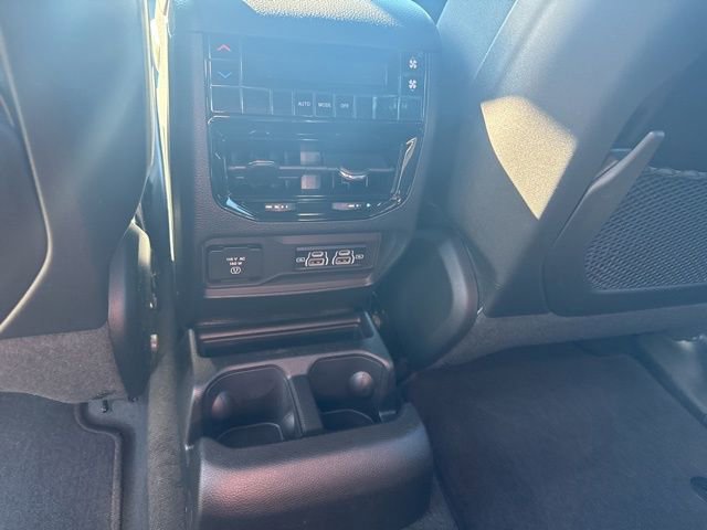 New 2026 Jeep Grand Cherokee L Laredo image 15