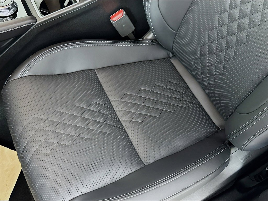 New 2025 Mitsubishi Outlander SEL Black Edition image 19