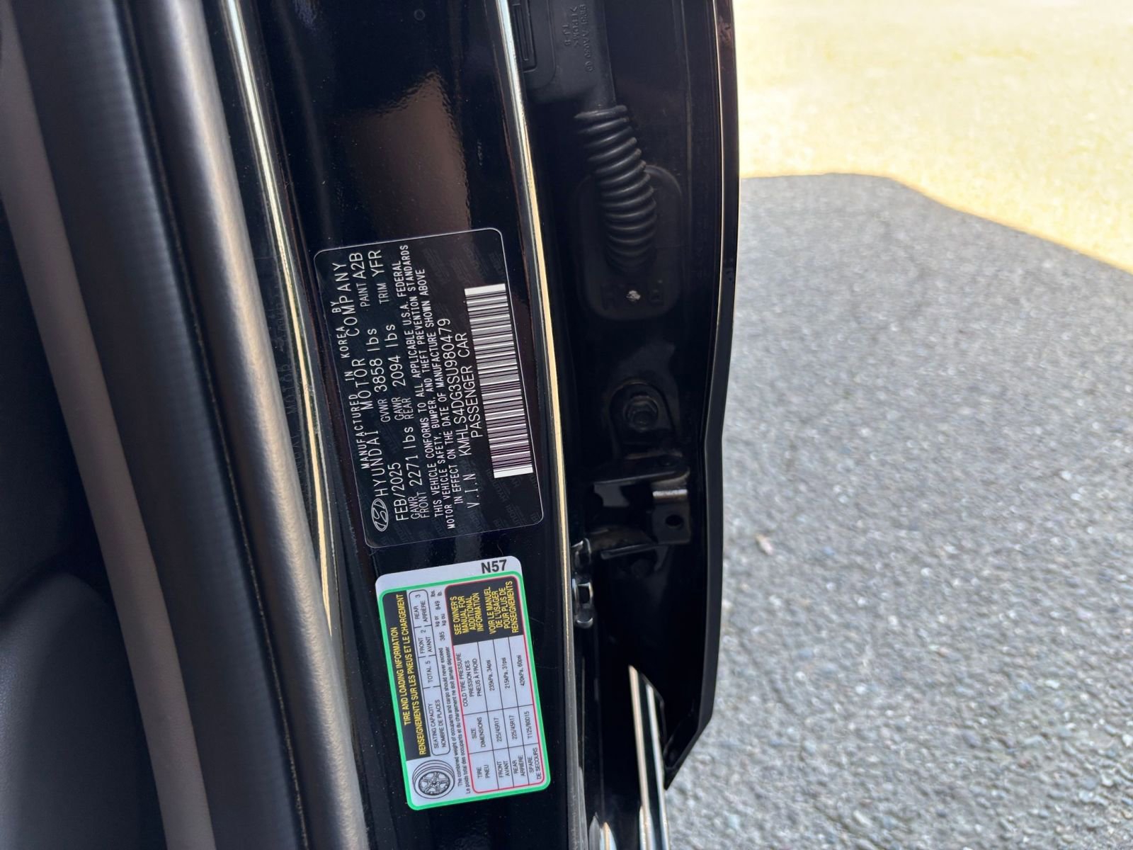 Used 2025 Hyundai Elantra SEL FWD image 29