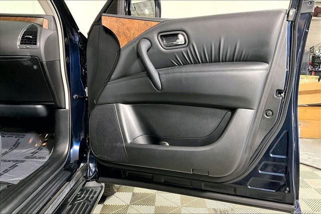 Used 2024 Nissan Armada SL w/ Captain's Chairs Package image 24