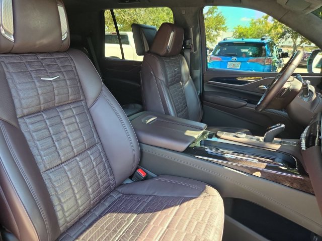 Certified 2024 Cadillac Escalade Premium Luxury Platinum AWD/4WD image 29