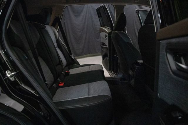 Used 2023 Nissan Rogue SV image 18