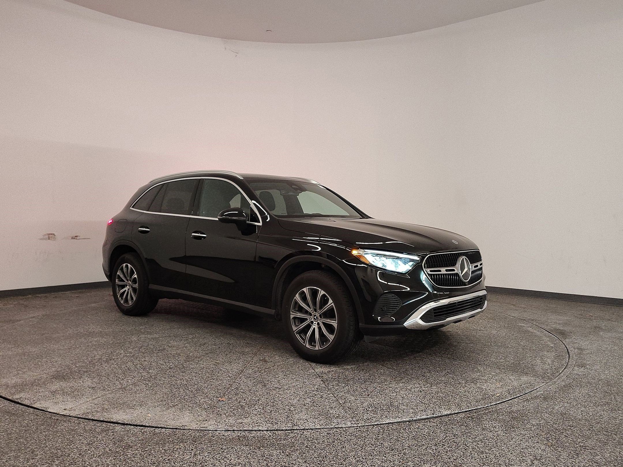 Certified 2026 Mercedes-Benz GLC 300 image 7