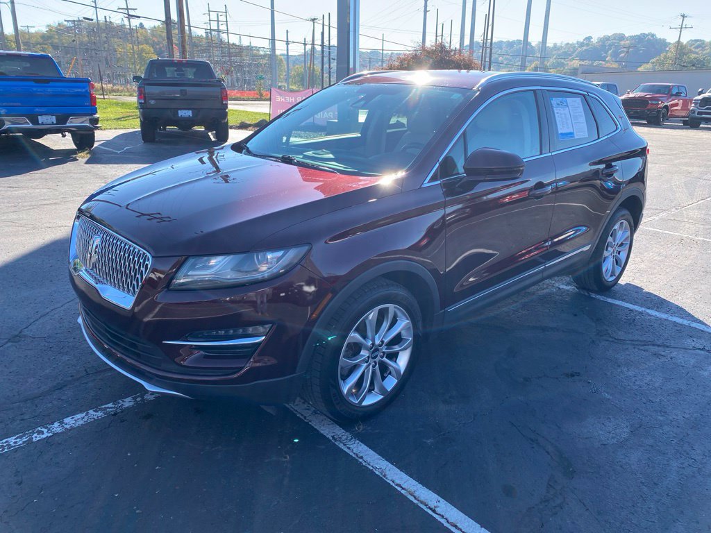 Used 2019 Lincoln MKC Select w/ Select Plus Package AWD/4WD image 3