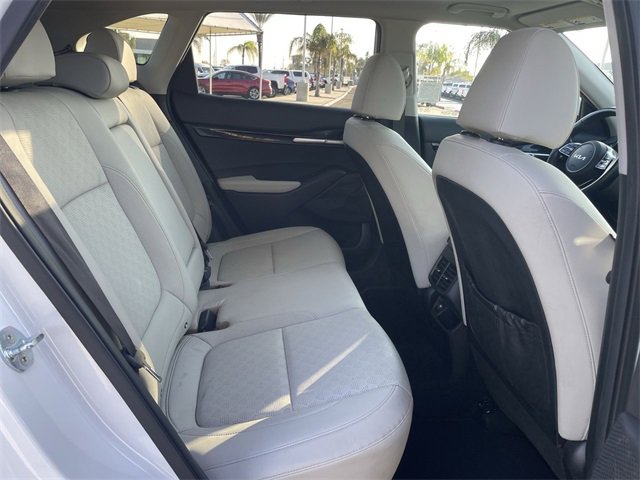 Used 2022 Kia Seltos EX image 28
