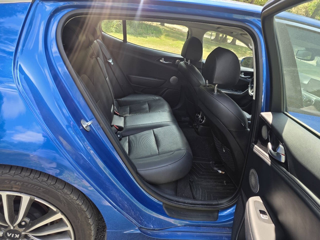 Used 2019 Kia Stinger Premium AWD/4WD image 22