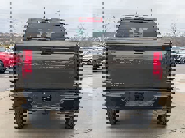 Used 2023 Chevrolet Colorado W/T image 8