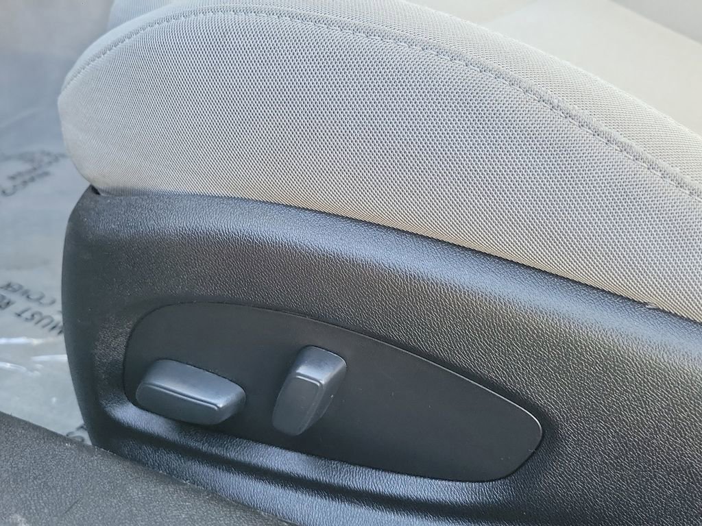 Used 2019 Chevrolet Camaro LT image 16