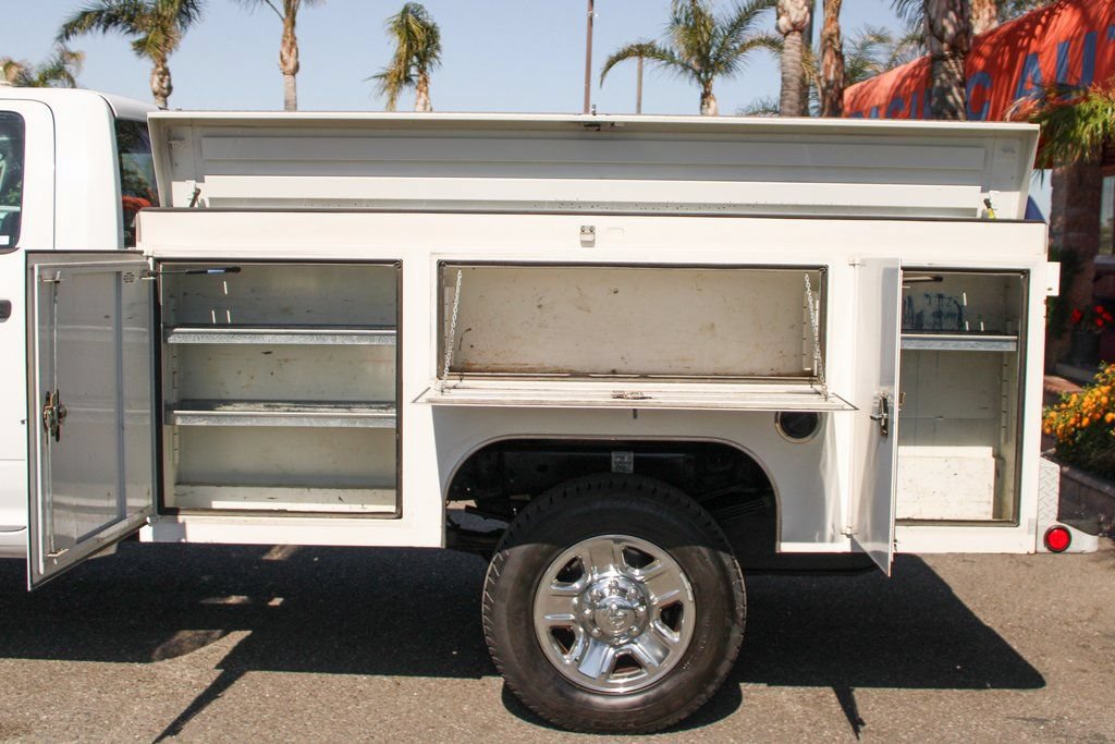 Used 2014 RAM 3500 Tradesman w/ Power & Remote Entry Group RWD image 6