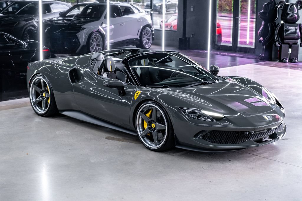 Used 2023 Ferrari 296 GTS RWD image 1