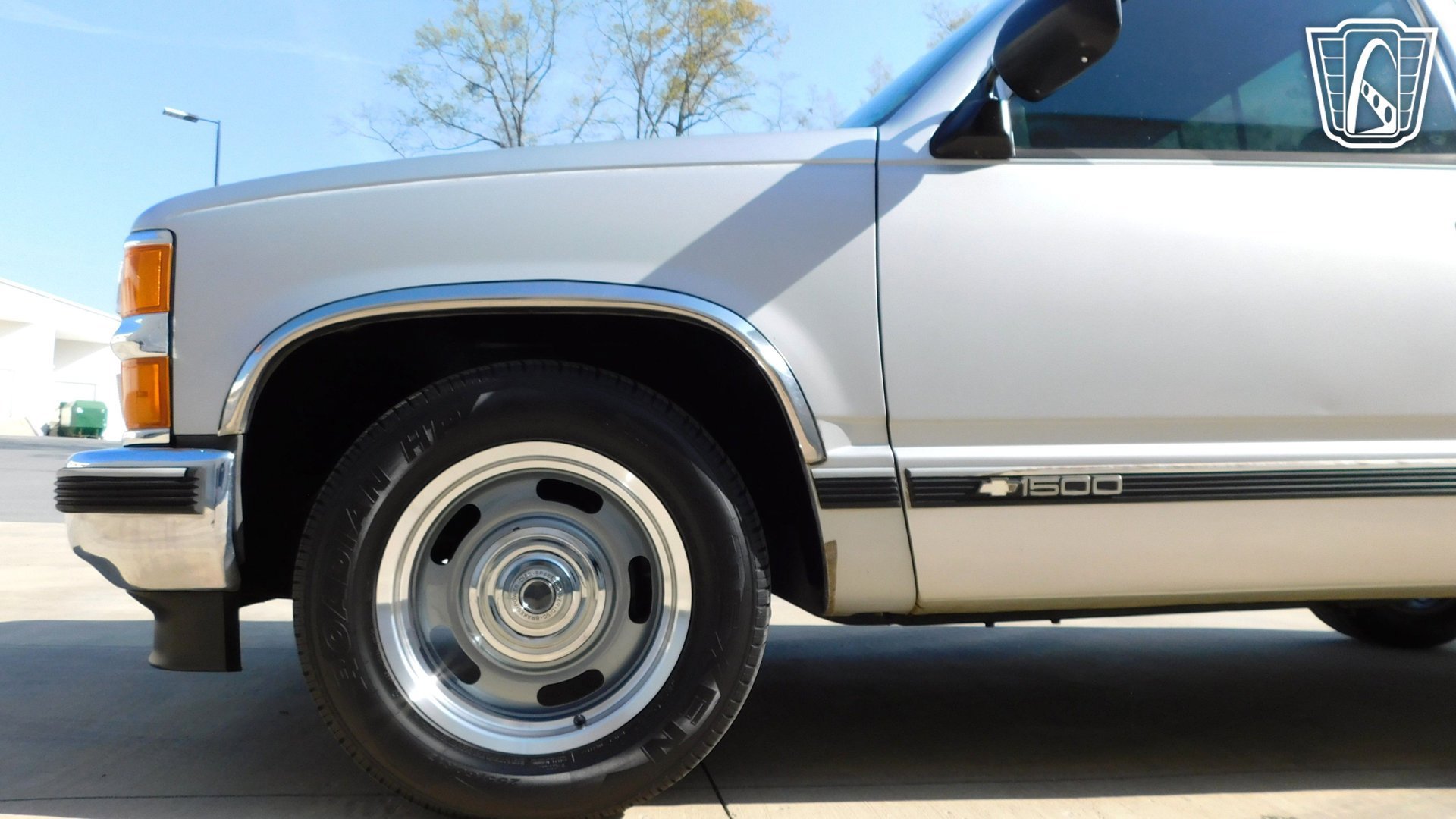 Used 1993 Chevrolet Silverado 1500 2WD Regular Cab image 8