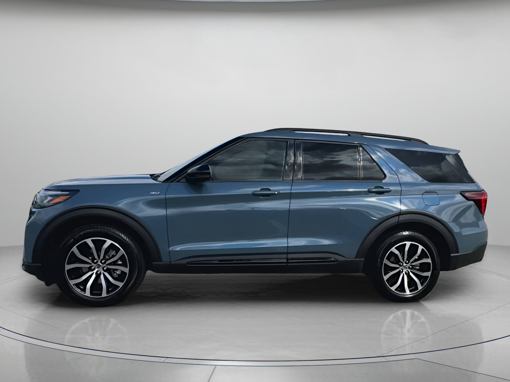 New 2026 Ford Explorer ST-Line image 15