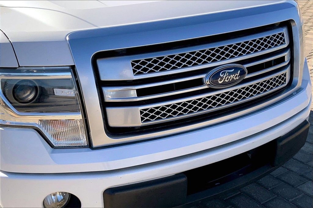 Used 2013 Ford F150 Platinum image 32