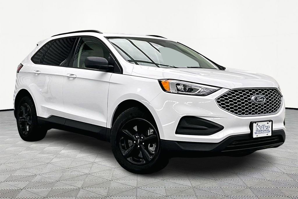 Certified 2024 Ford Edge SE image 12