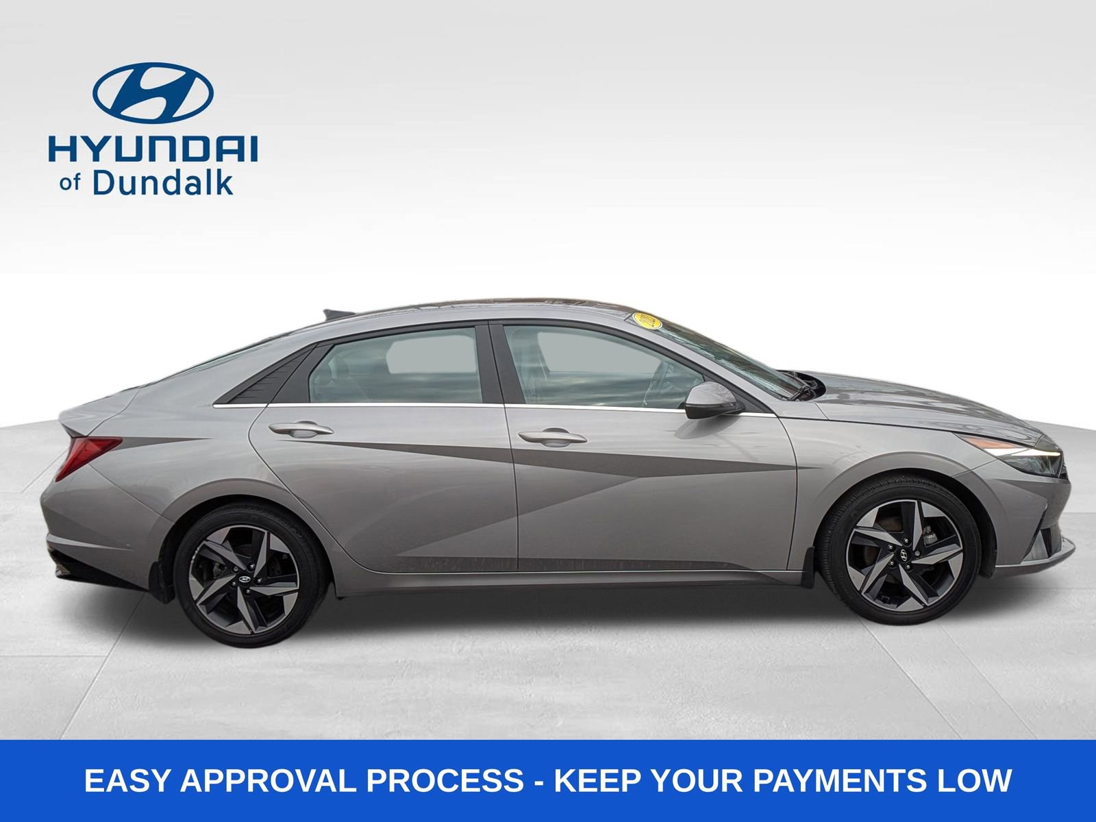 Used 2023 Hyundai Elantra Limited w/ Cargo Package FWD image 10