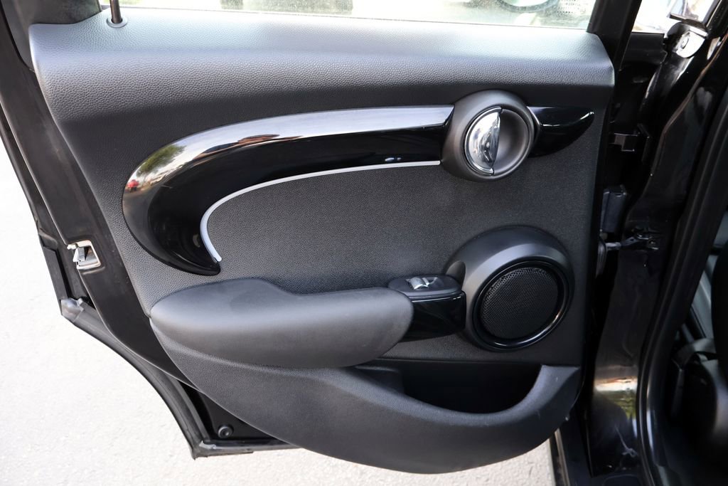 Used 2022 MINI Cooper S FWD image 23