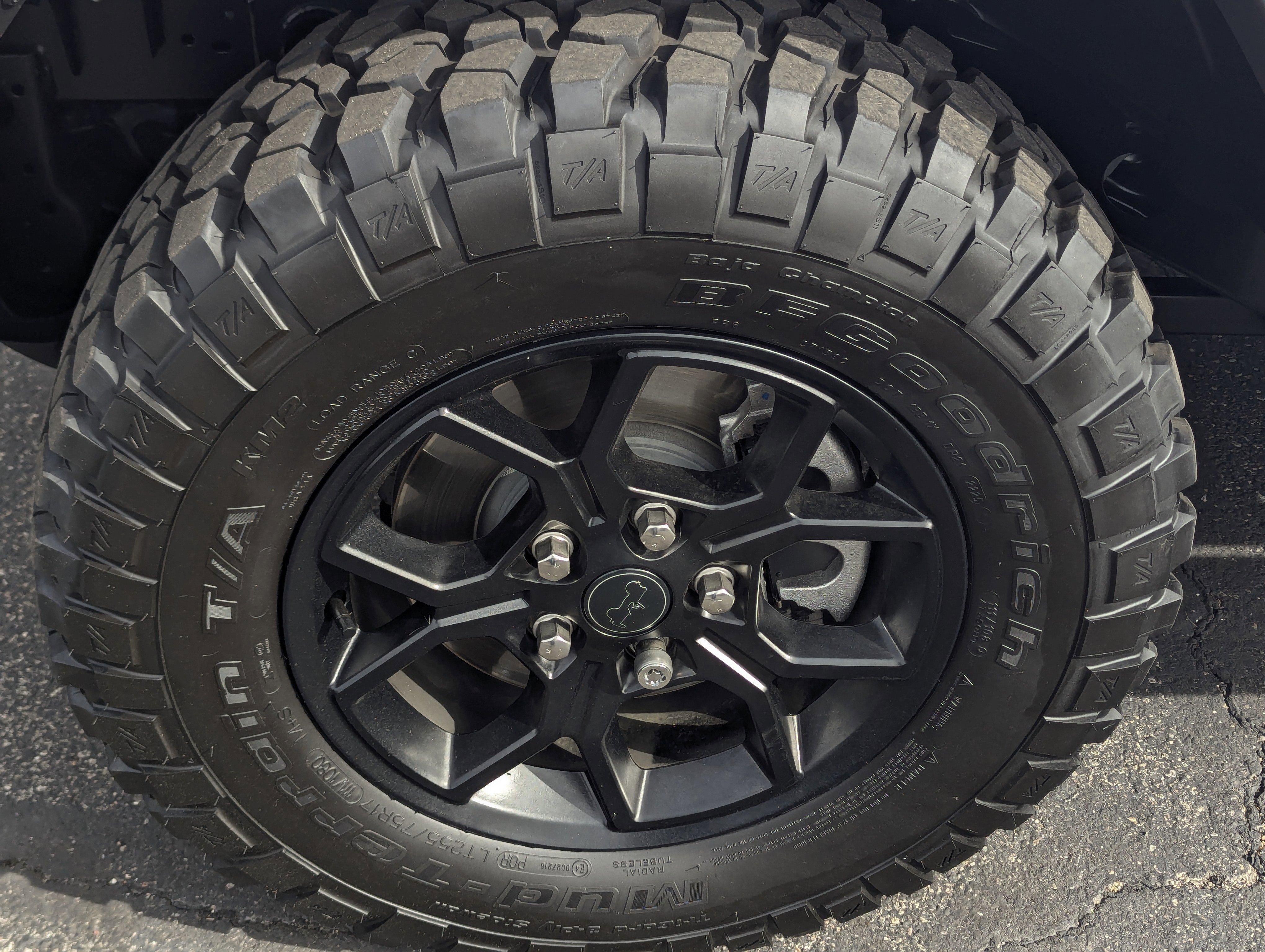 New 2025 Jeep Gladiator Sport image 7