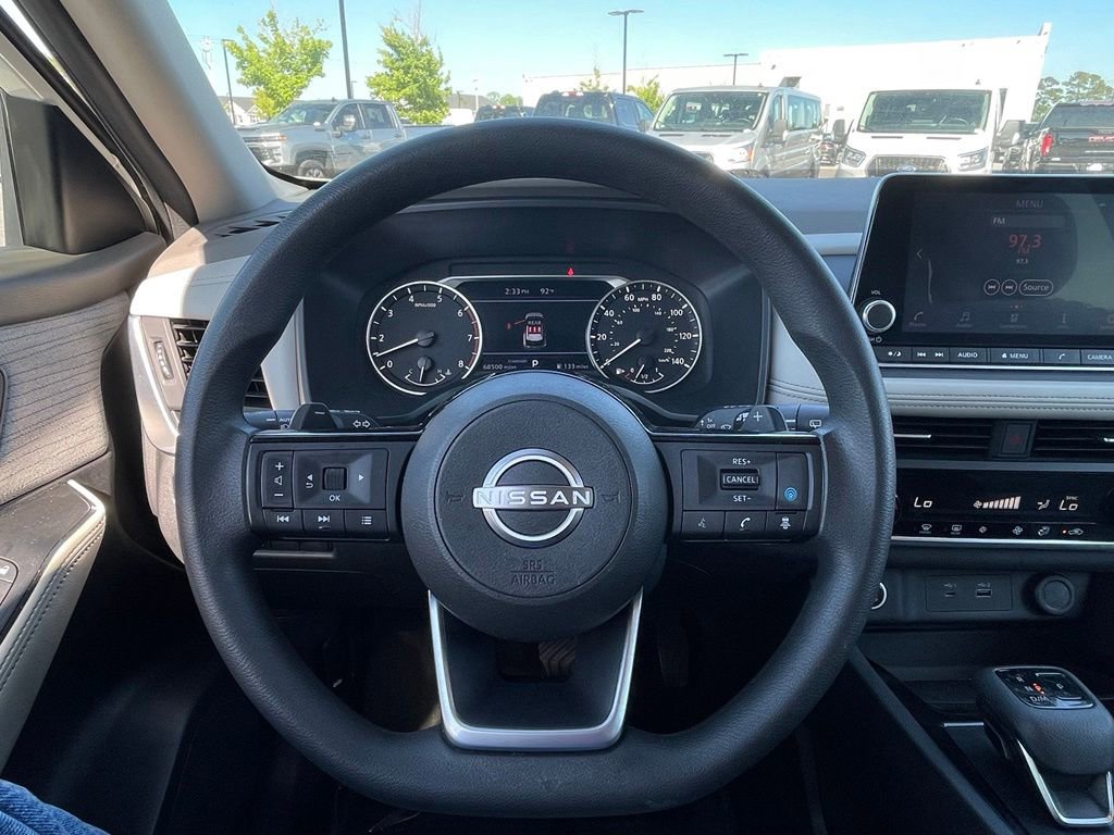 Used 2023 Nissan Rogue SV FWD image 21