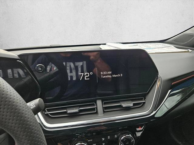 New 2026 Chevrolet Trax RS w/ Sunroof Package image 13