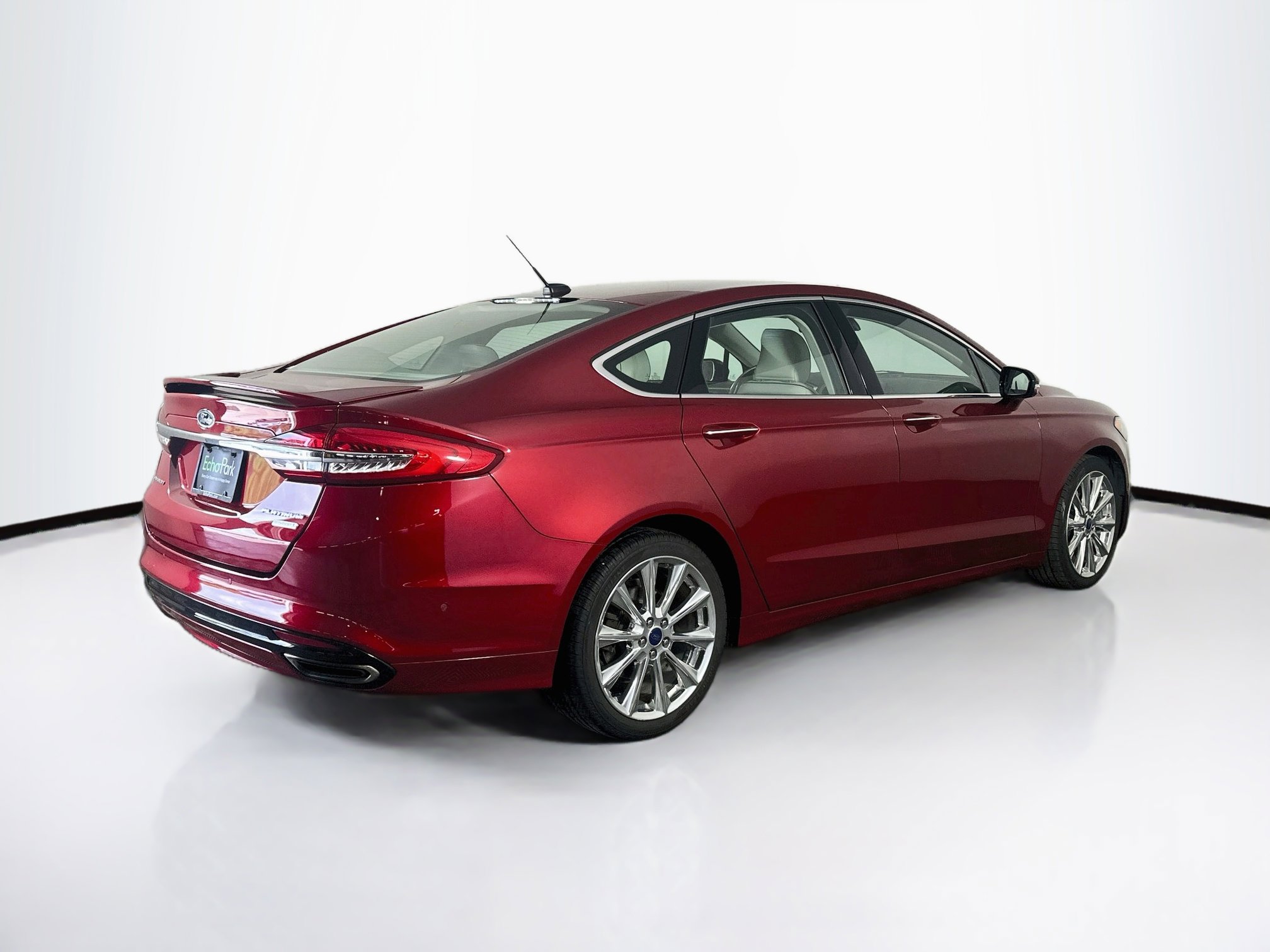 Used 2017 Ford Fusion Platinum FWD image 9